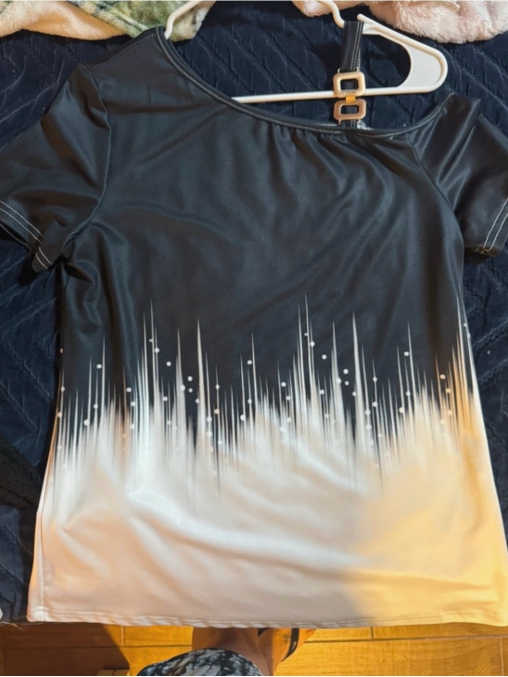 Gradient Graphic Short Sleeve Tee in Black and White